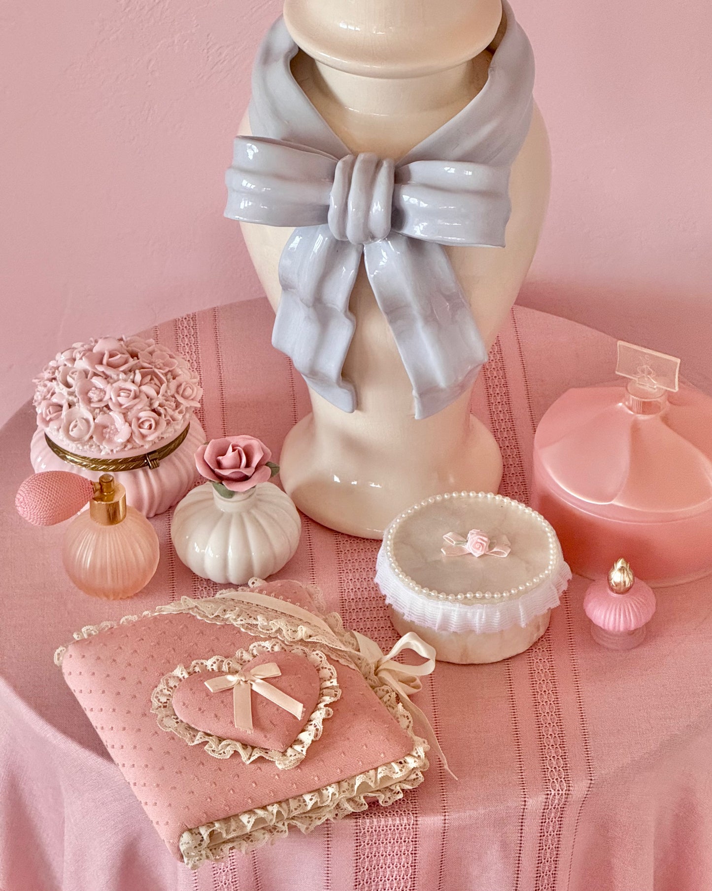 Baby Blue Bow Vase