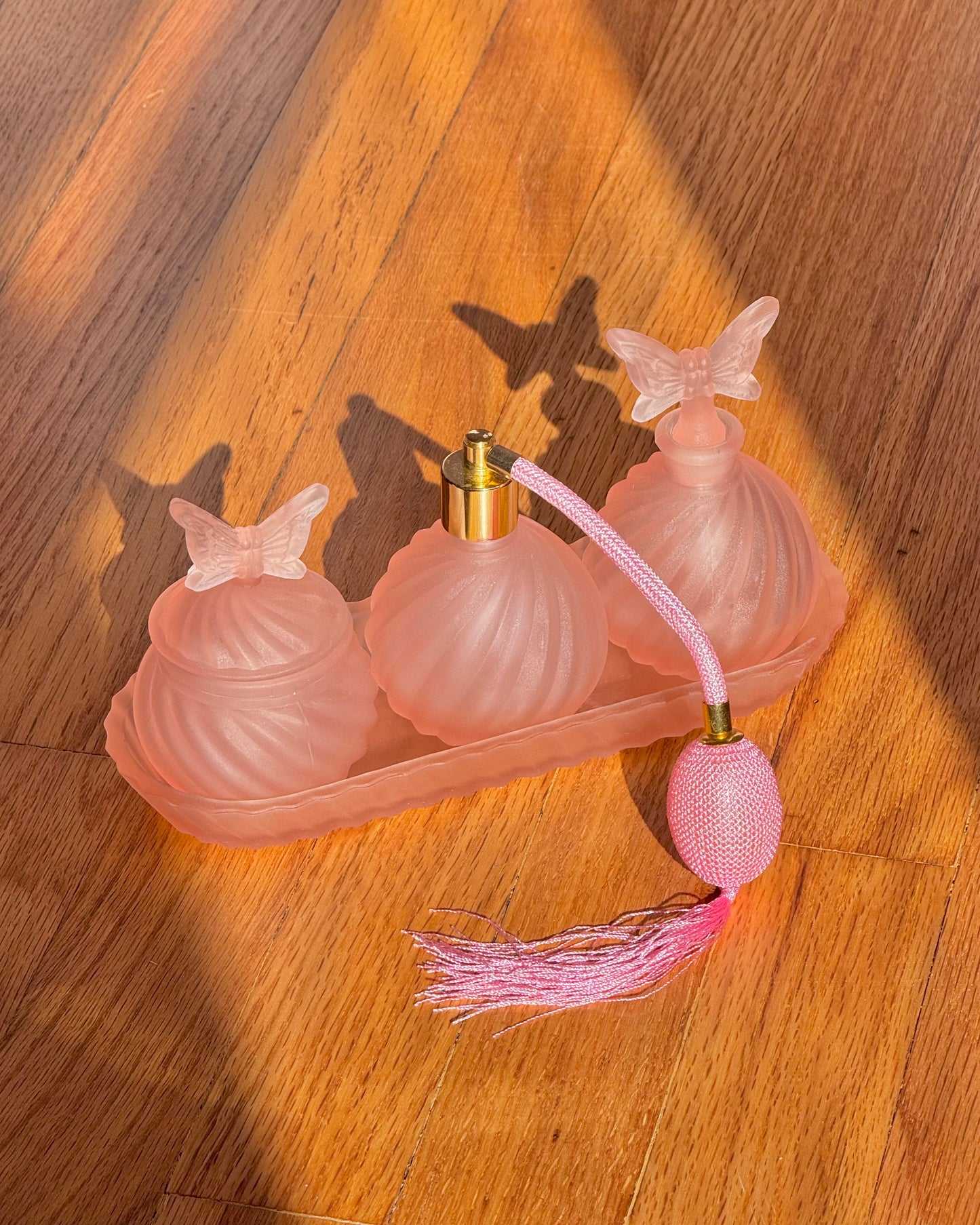 Vintage Pink Butterfly Perfume Set